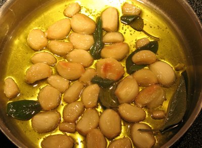 Tips to poach garlic